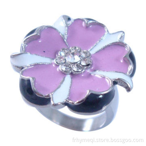Stainless steel ring with color enamel